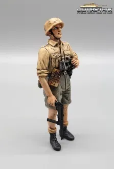 1/16 Figur Soldier WW2 german paratroopers with MP40 Wehrmacht Italia 1943