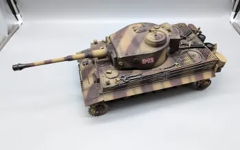B-Goods - RC Tank 2.4 GHz Tiger 1 German Camouflage Taigen V1 BB
