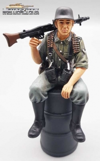 1/16 Figur deutscher Tank Rider WW2 Soldat MG42 Schütze Wehrmacht handbemalt