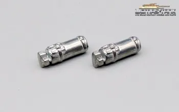 2 metal fire extinguisher Model army tanks