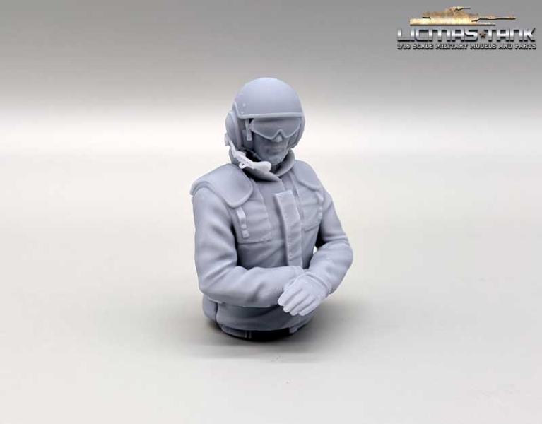 1:16 IDF Panzersoldat Merkava Panzer unbemalt aus Resin 1:16 IDF Panzersoldat Merkava Panzer unbemalt aus Resin