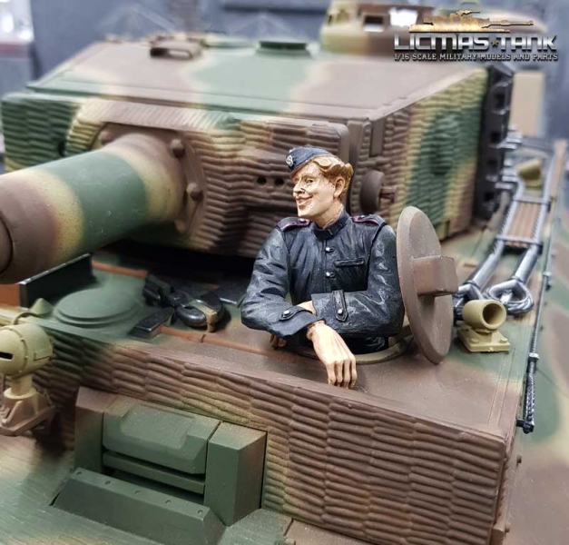 Maquette Hobbyboss 1/35 – Équipage De Char Allemand – Normandie 1944 – Figurines Plastique – Dès 14 Ans
