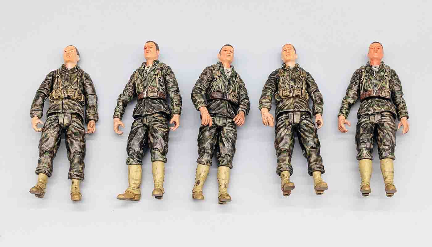 RESTPOSTEN 1:18 Dragon Models Figuren Set