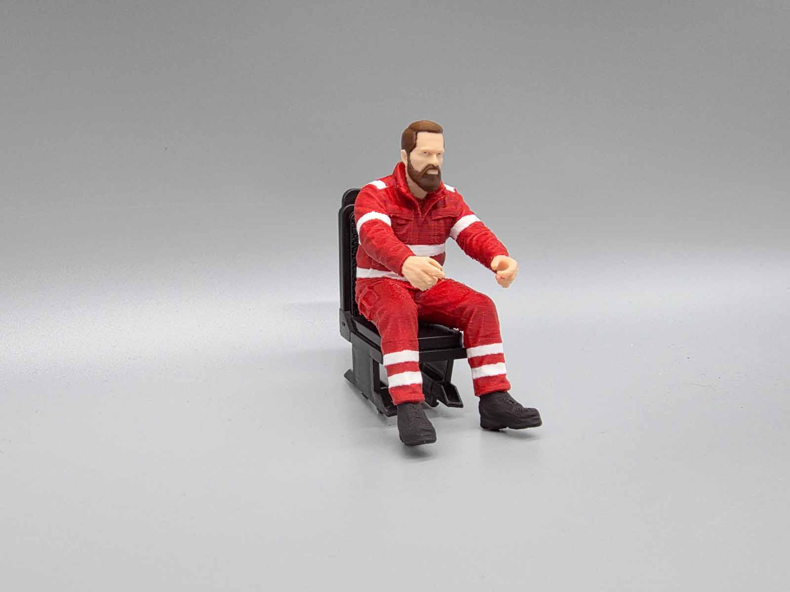 Fahrer Figur für Modellfahrzeuge wie Trucks, Rettungsdienst, Feuerwehr usw. Maßstab ca. 1:16