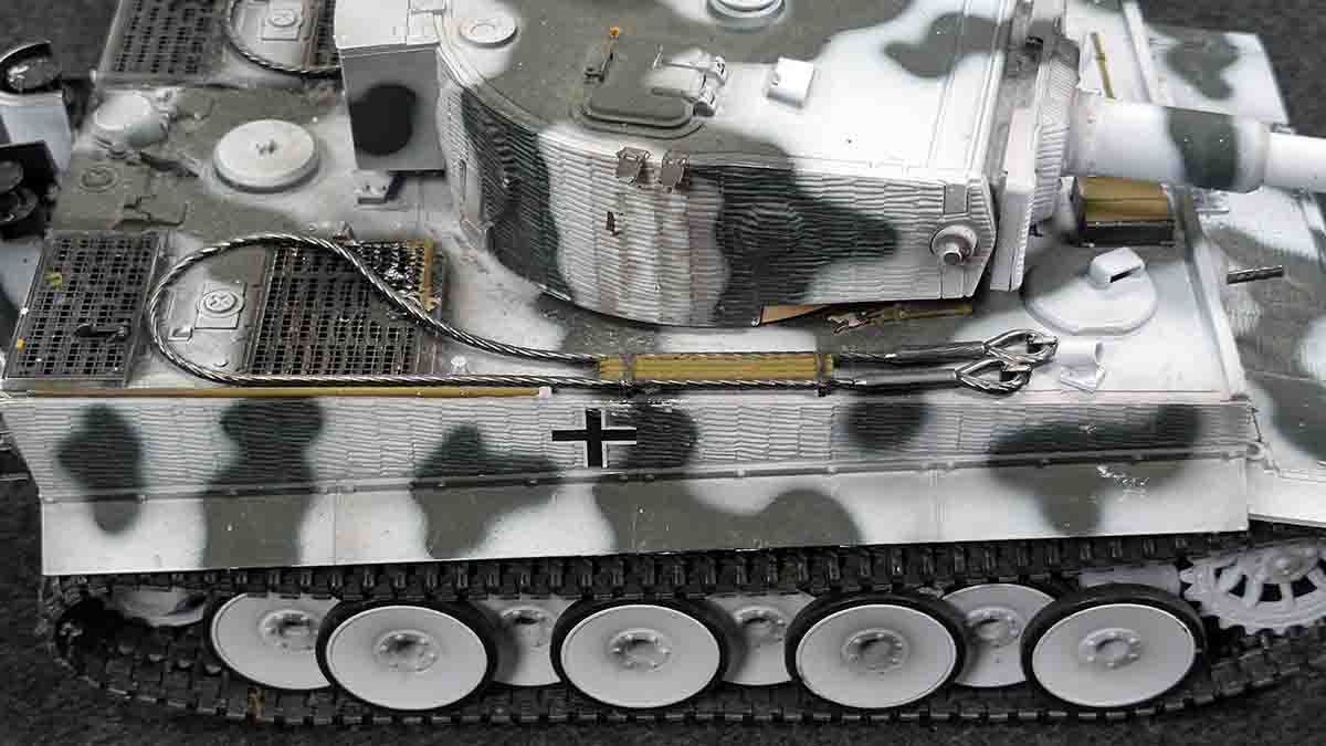 B-WARE - RC Panzer Tiger I Winter – Taigen V3 BB Metall-Edition mit 6mm Schussfunktion und Kanonenrauch