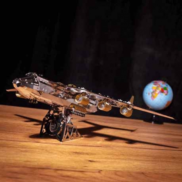 Antonov Mriya Ukrainischer Traum Metal Time Stahl Model offizielle exclusive Ausgabe