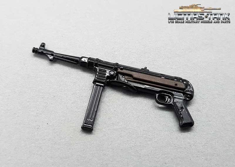 MP40 aus Metall lackiert 2. Weltkrieg Wehrmacht licmas-tank 1:16 MP40 aus Metall lackiert 2. Weltkrieg Wehrmacht licmas-tank 1:16