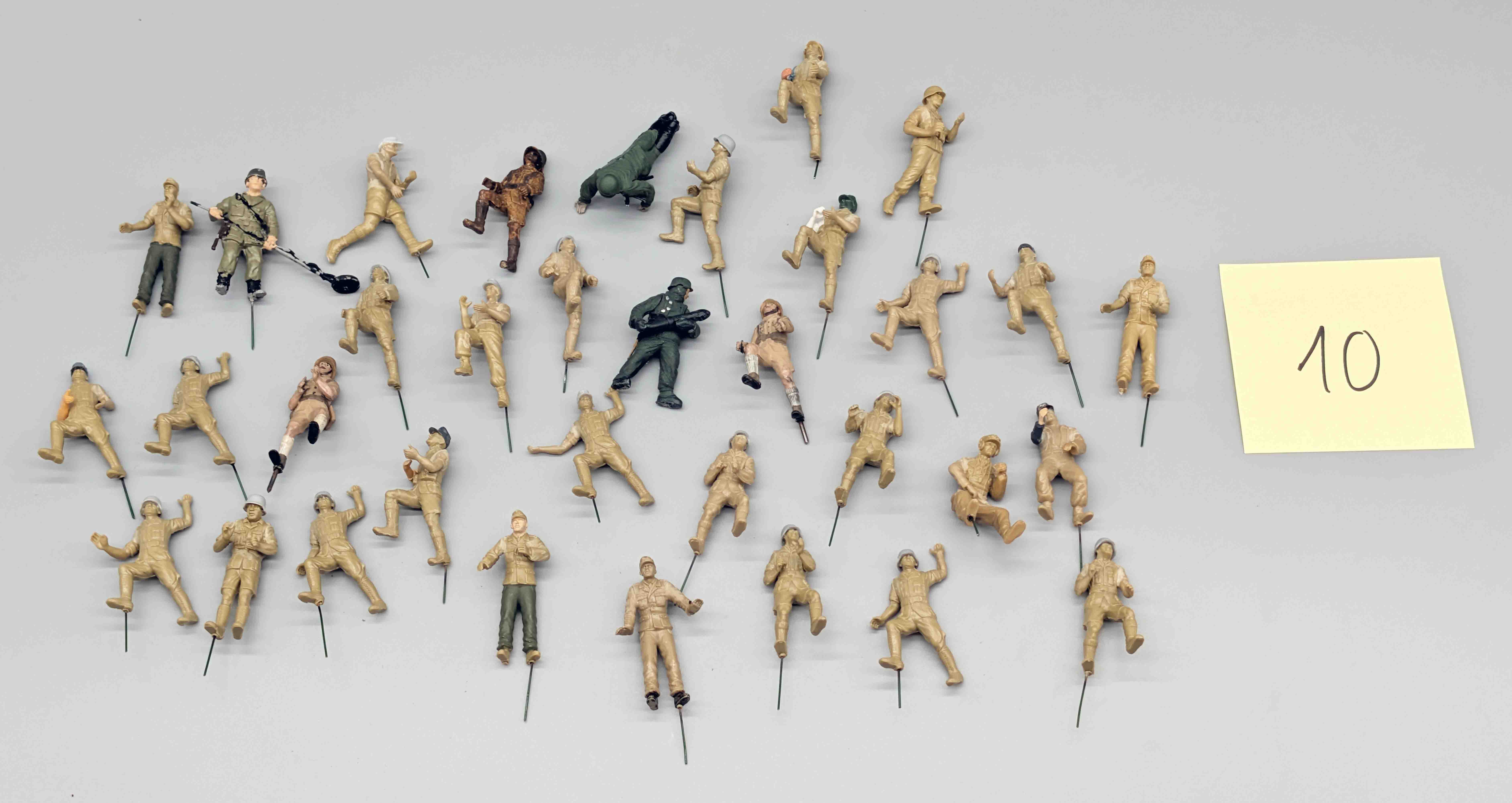 SONDERPOSTEN - 1:35 Figuren Konvolut 10 SONDERPOSTEN - 1:35 Figuren Konvolut 10