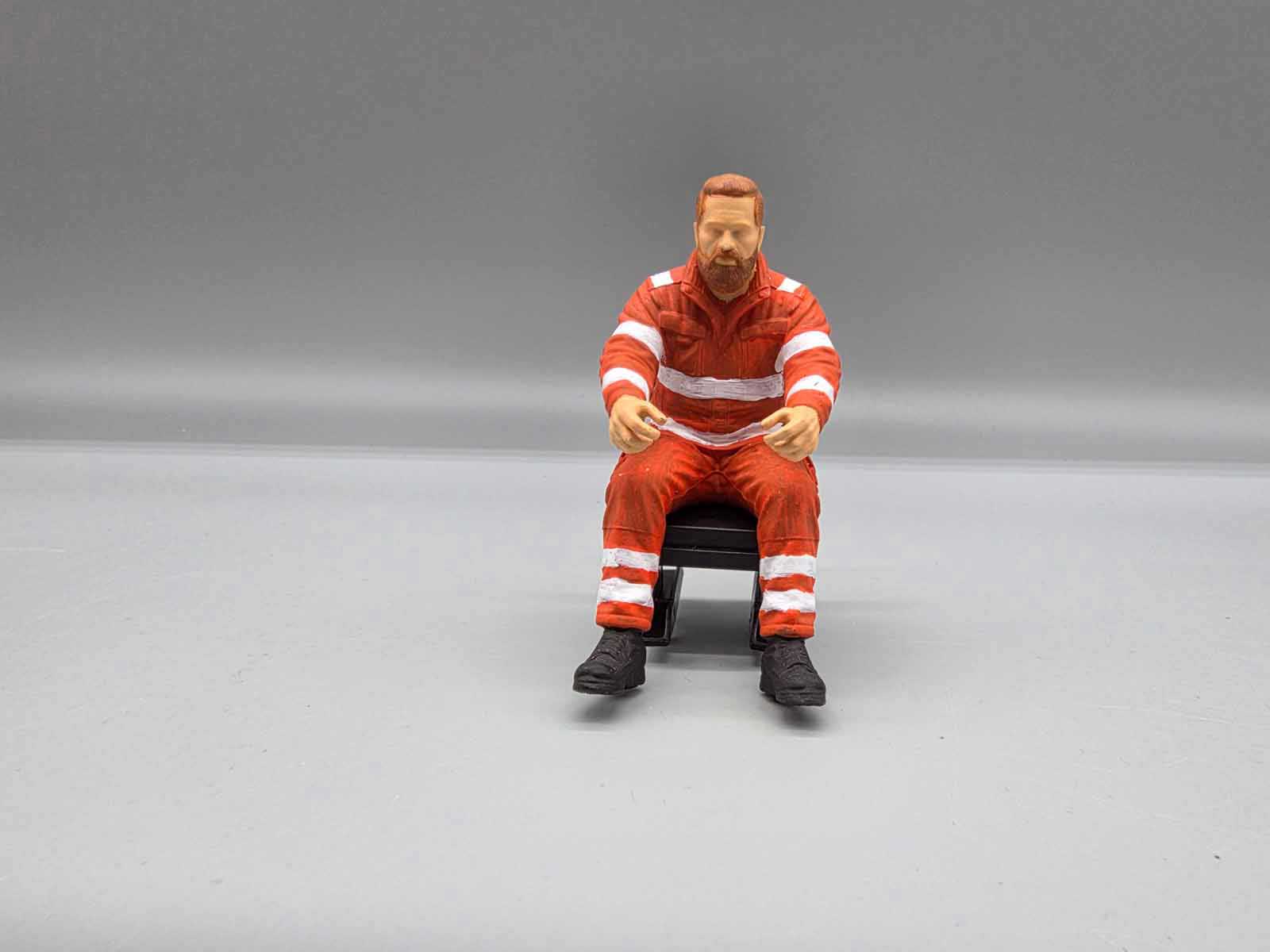 Fahrerfigur für Modellfahrzeuge wie Unimog usw. Maßstab ca. 1:16 Fahrerfigur für Modellfahrzeuge wie Unimog usw. Maßstab ca. 1:16