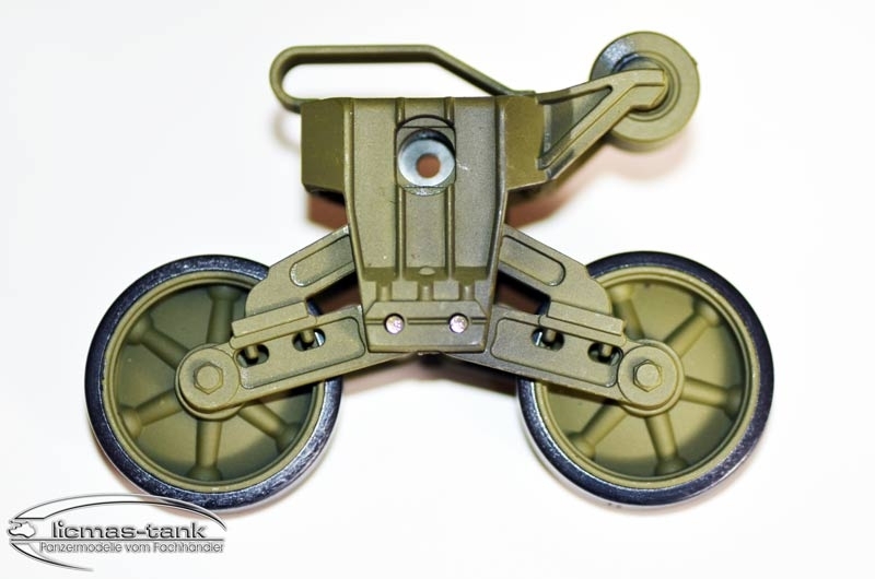 Heng Long Sherman Laufrollenwagen LINKS (A) 1:16