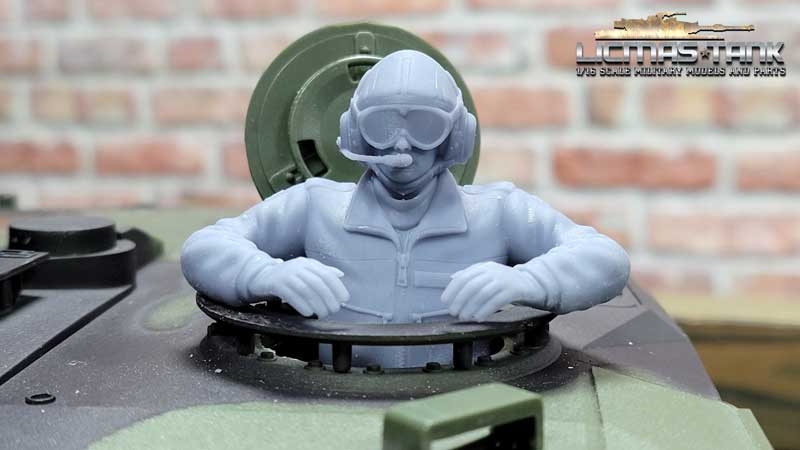 1/16 German Bundeswehr Tank Soldier Loader Leopard 2 Tank with modern ...