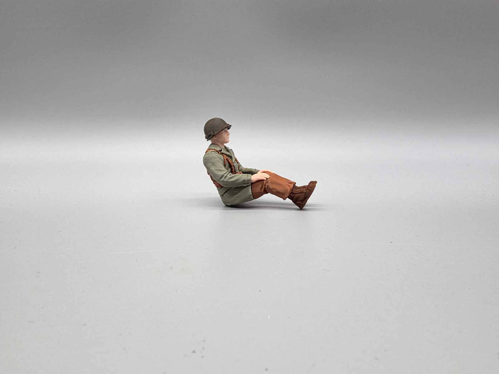 US Army Beifahrerfigur WWII 1:16 –farbig- passend für AMEWI Willys MB Jeep 1:14 US Army Beifahrerfigur WWII 1:16 –farbig- passend für AMEWI Willys MB Jeep 1:14