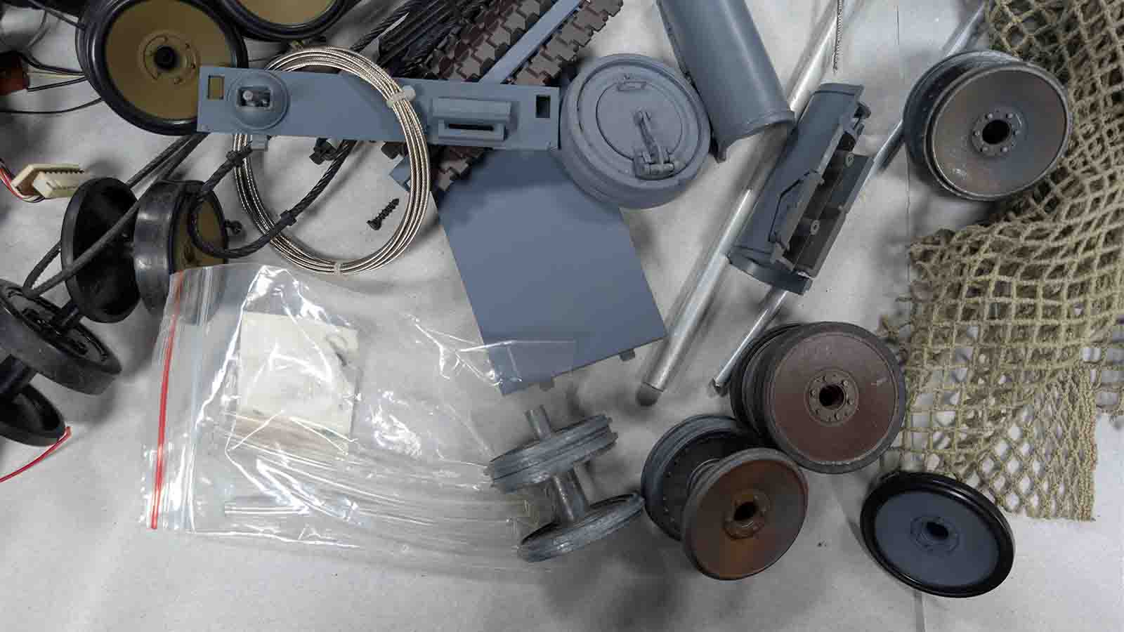 RETOURE / DEFECTIVE - Tiger 1 parts and electronics
