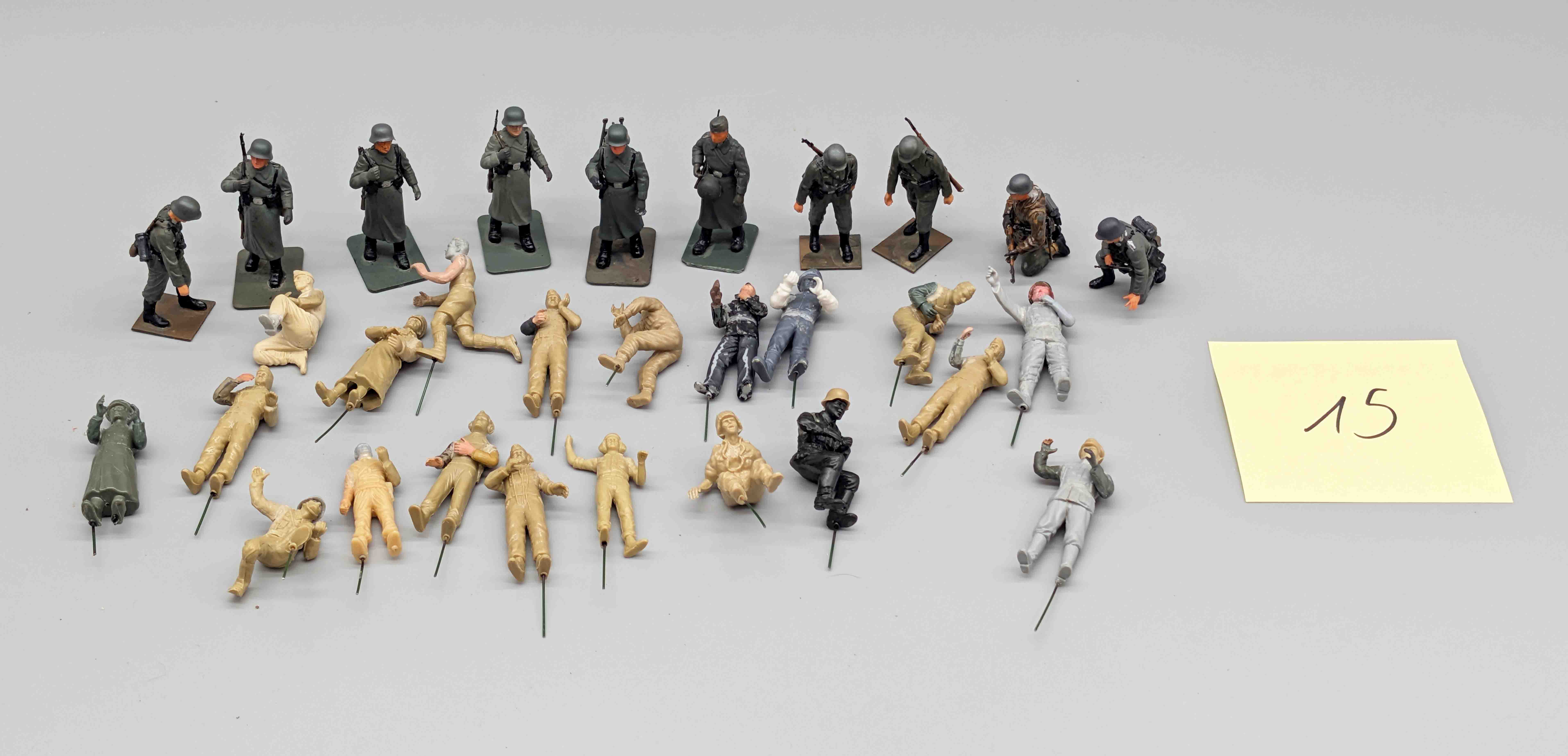 SONDERPOSTEN - 1:35 Figuren Konvolut 15 SONDERPOSTEN - 1:35 Figuren Konvolut 15