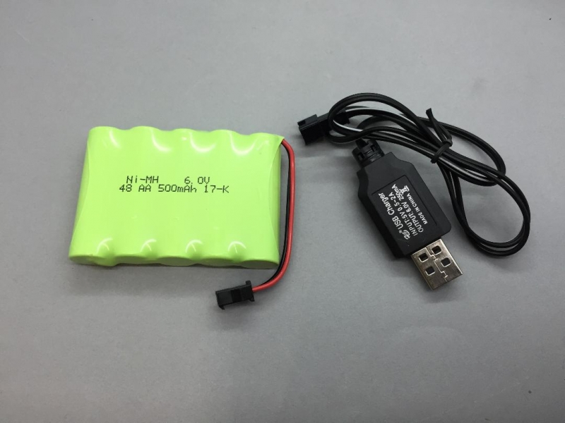 Ersatz Akku 500 mAh mit USB Lader für Heng Long Truck 1:16